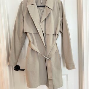 Elegant Beige Women's Trench Coat